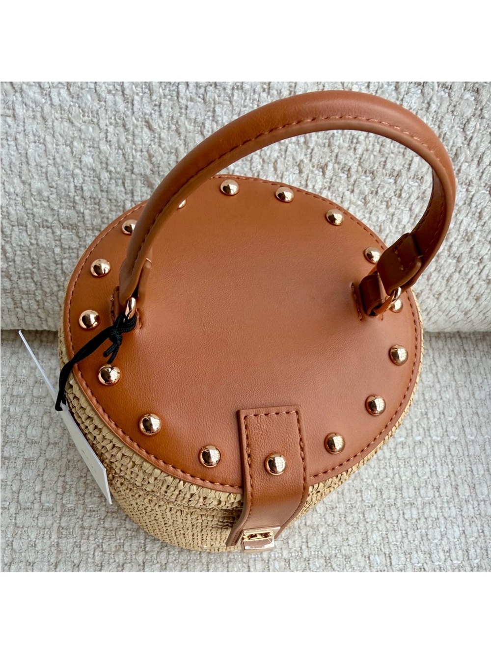 Rachel Zoe Woven Straw Cylinder Vanity Bucket Bag Crossbody Top Handle Studded - Picture 3 of 10